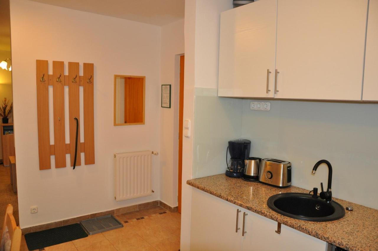 Herbert Apartman Buk Exterior foto