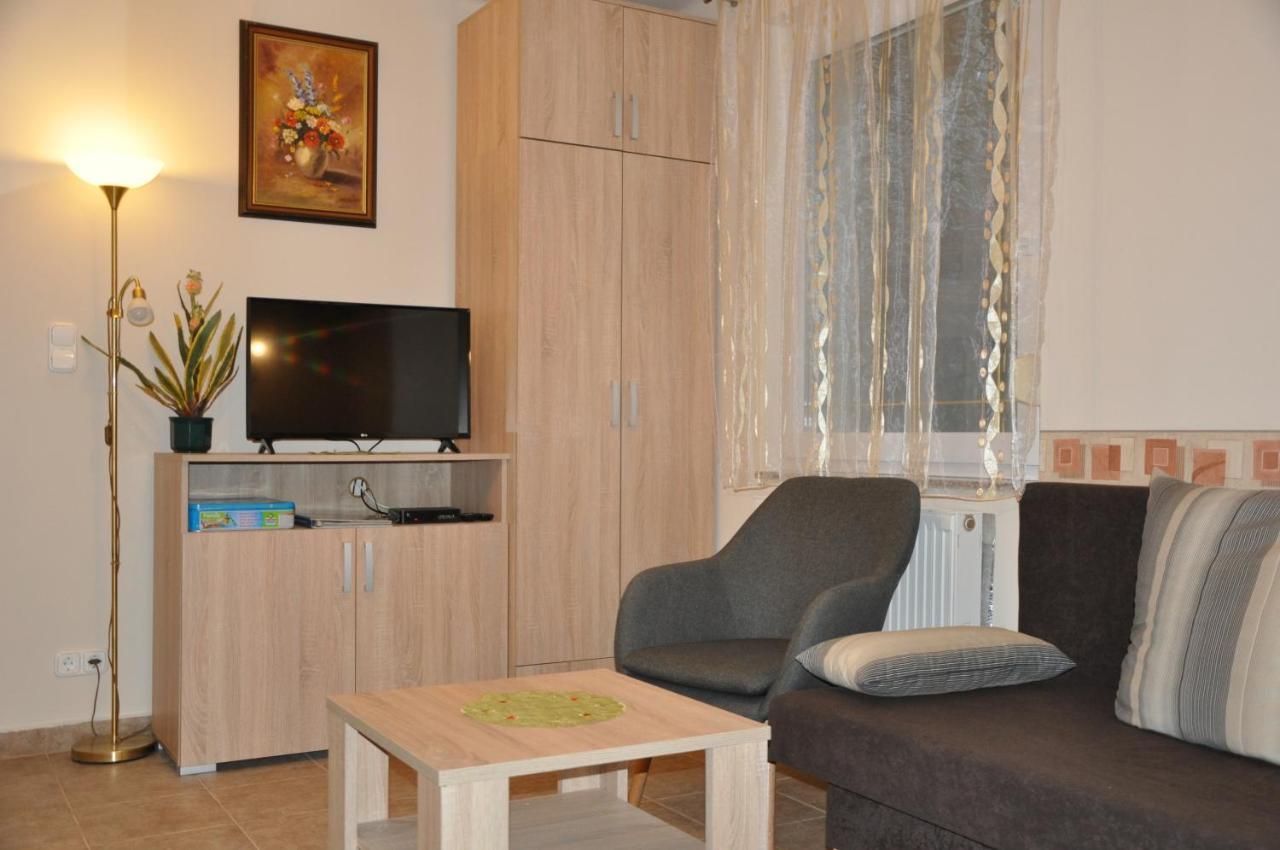 Herbert Apartman Buk Exterior foto