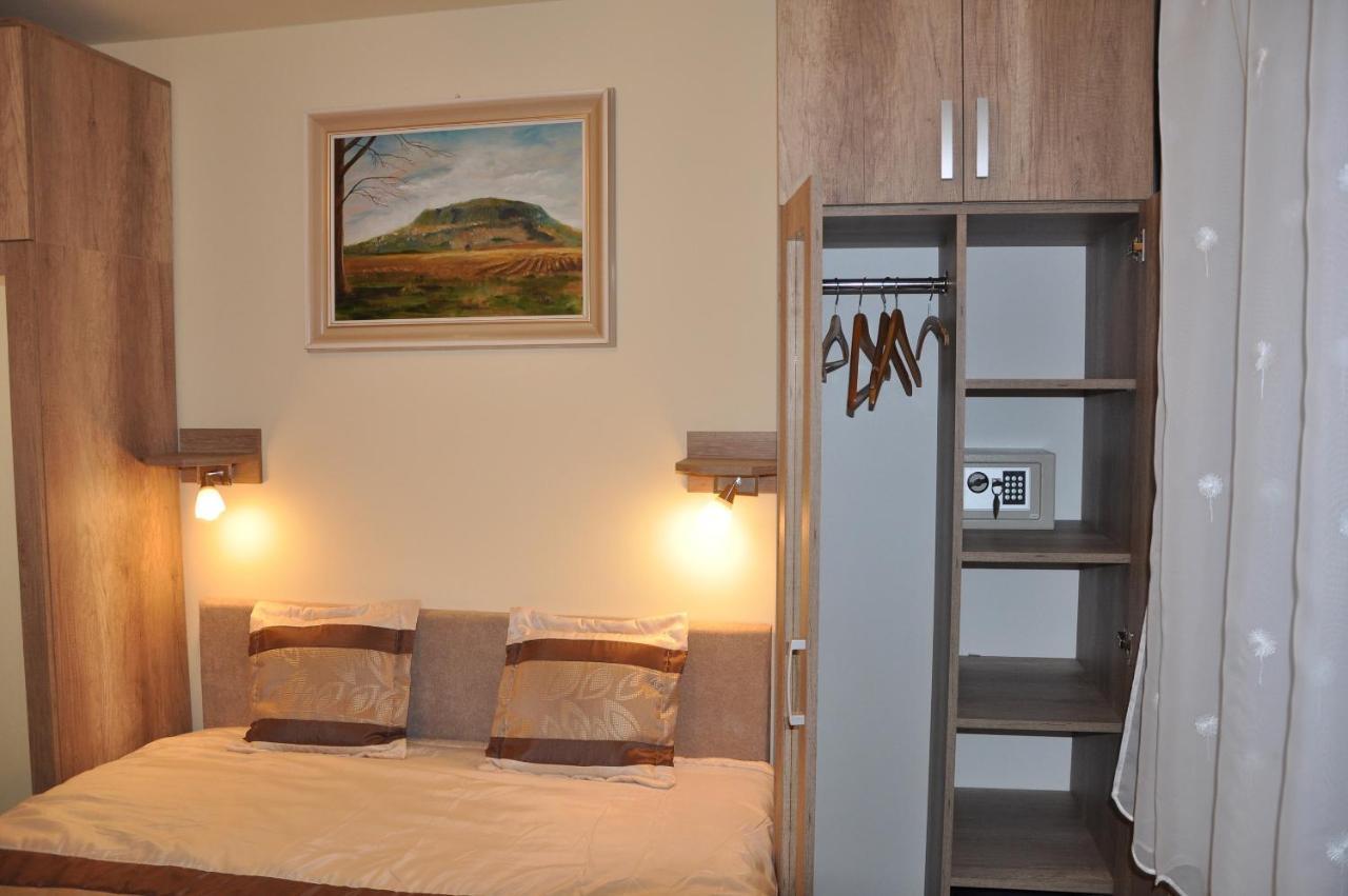 Herbert Apartman Buk Exterior foto